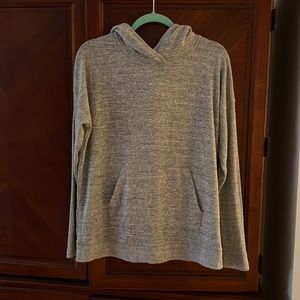 Gap hoodie, size L fits more like a M. Worn only few times, VERY SOFT!